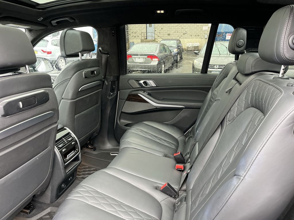 Thumbnail: 2023 BMW X7 - 23