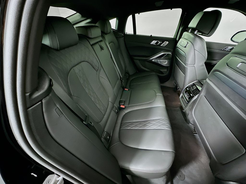 Thumbnail: 2025 BMW X6 - 27