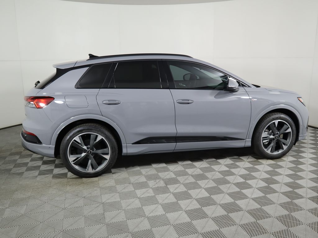 2024 Audi Q4 e-tron  5