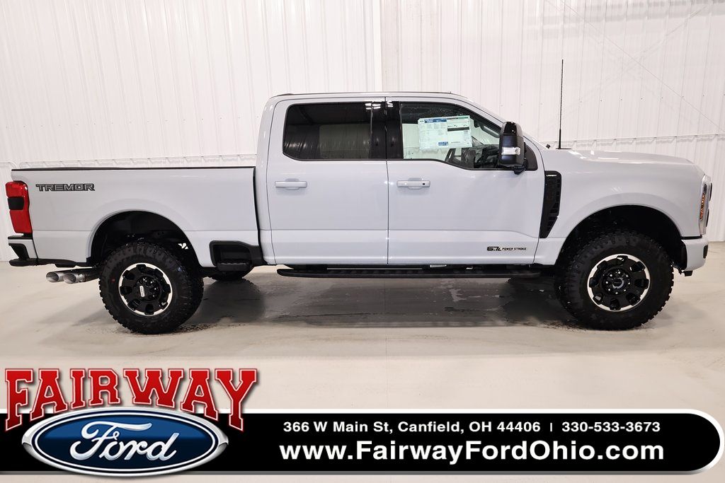 Avalanche 2026 Ford F-350 Super Duty Lariat Crew Cab 4WD Pickup Truck Four-Wheel Drive Automatic