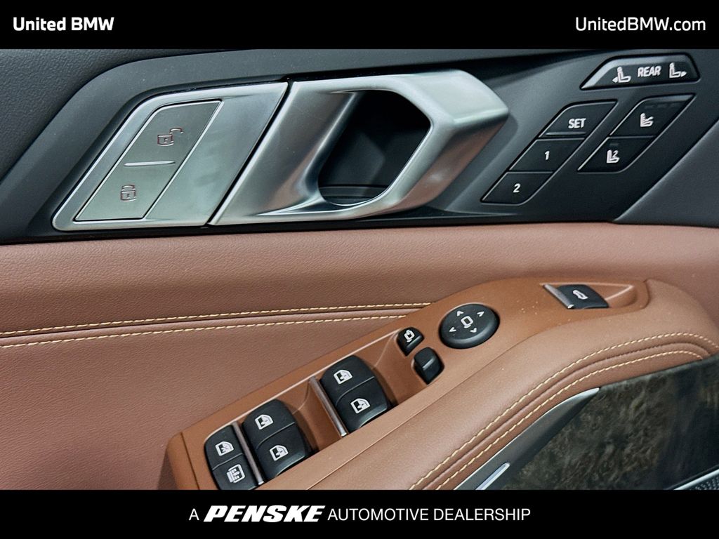 Thumbnail: 2026 BMW X7 - 3