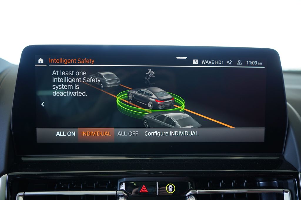 Thumbnail: 2026 BMW 8 Series - 18