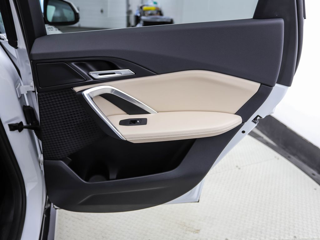 Thumbnail: 2025 BMW X1 - 24