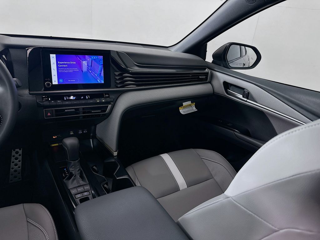 Thumbnail: 2025 Toyota Camry - 23