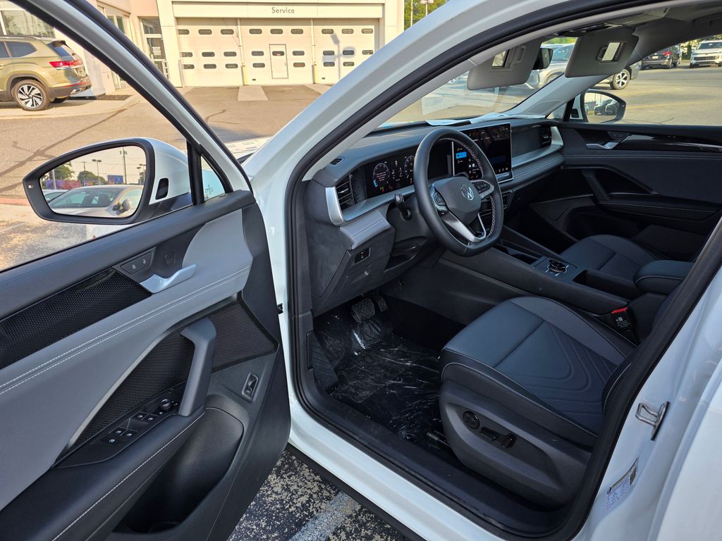 2026 Volkswagen Tiguan 2.0T SE - 10