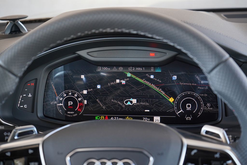 Thumbnail: 2025 Audi RS 6 - 17