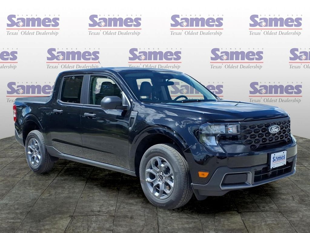 Shadow Black 2026 Ford Maverick XLT SuperCrew FWD Pickup Truck Front-Wheel Drive Continuously Variable Transmission