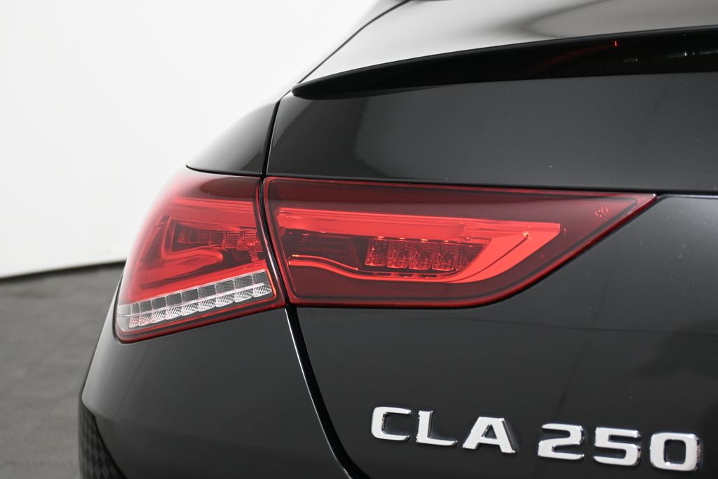Thumbnail: 2022 Mercedes-Benz CLA - 12