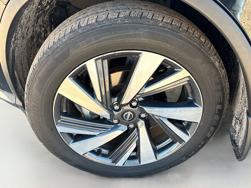 Used 2023 Black Nissan SL image 31