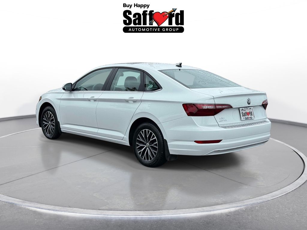 Certified Used 2021 White Volkswagen 1.4T SE image 6