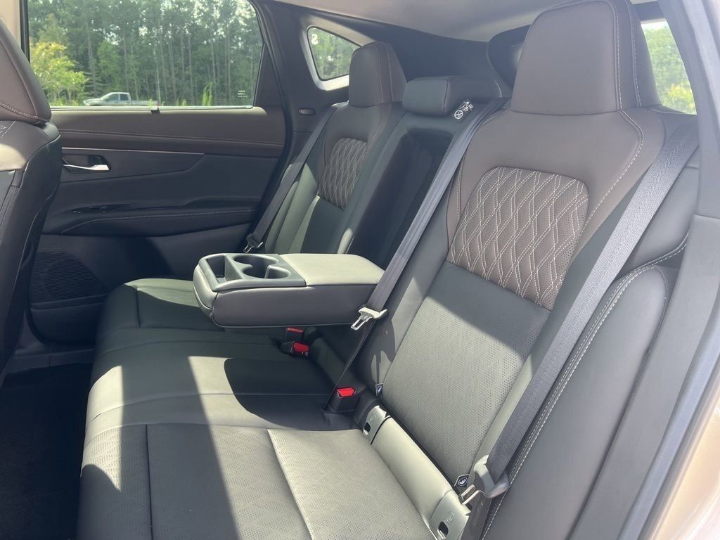 2025 Champagne Silver Metallic Nissan Murano Platinum AWD SUV