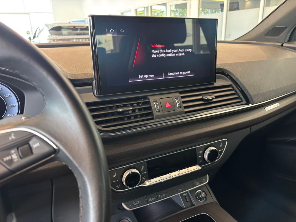 2023 Audi Q5 Sportback 45 S line Premium Plus