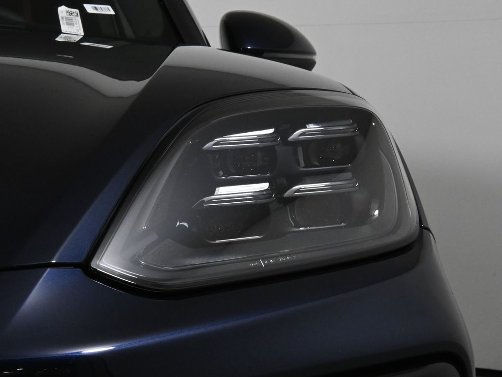 Thumbnail: 2026 Porsche  - 11