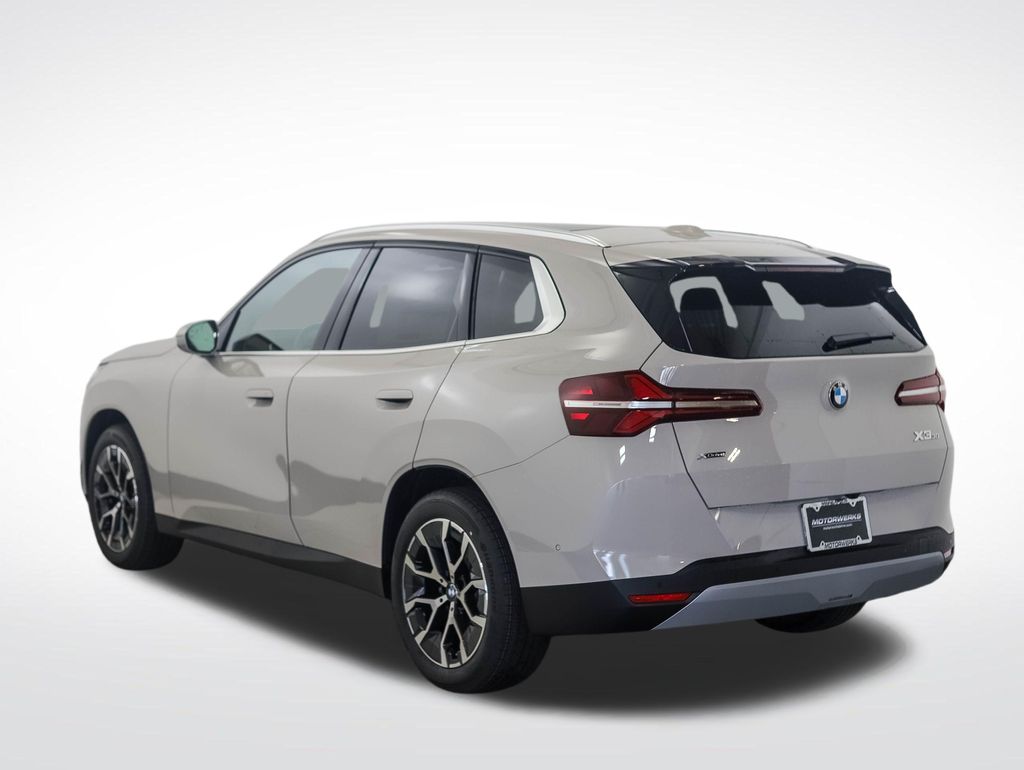 Thumbnail: 2025 BMW X3 - 3