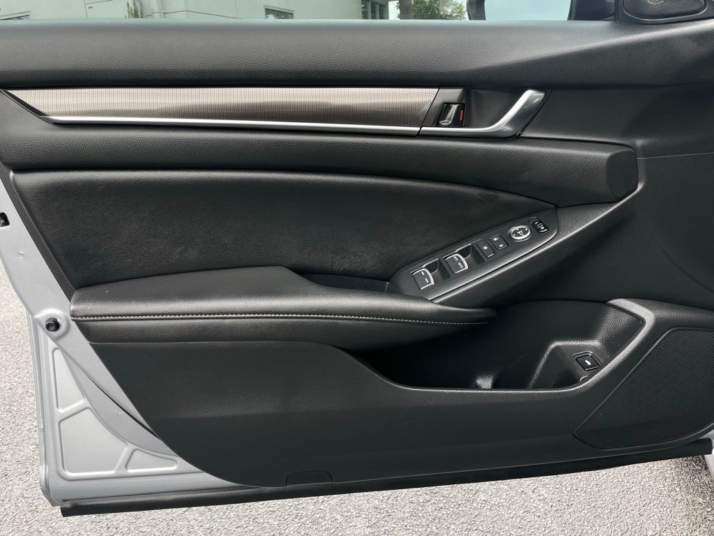 2020 Honda Accord Sport 22