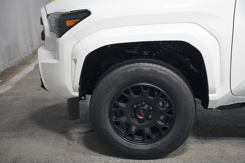 2025 Toyota Tacoma SR5 5