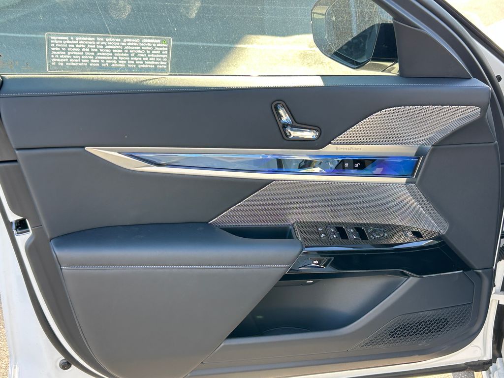 Thumbnail: 2024 BMW i7 - 11