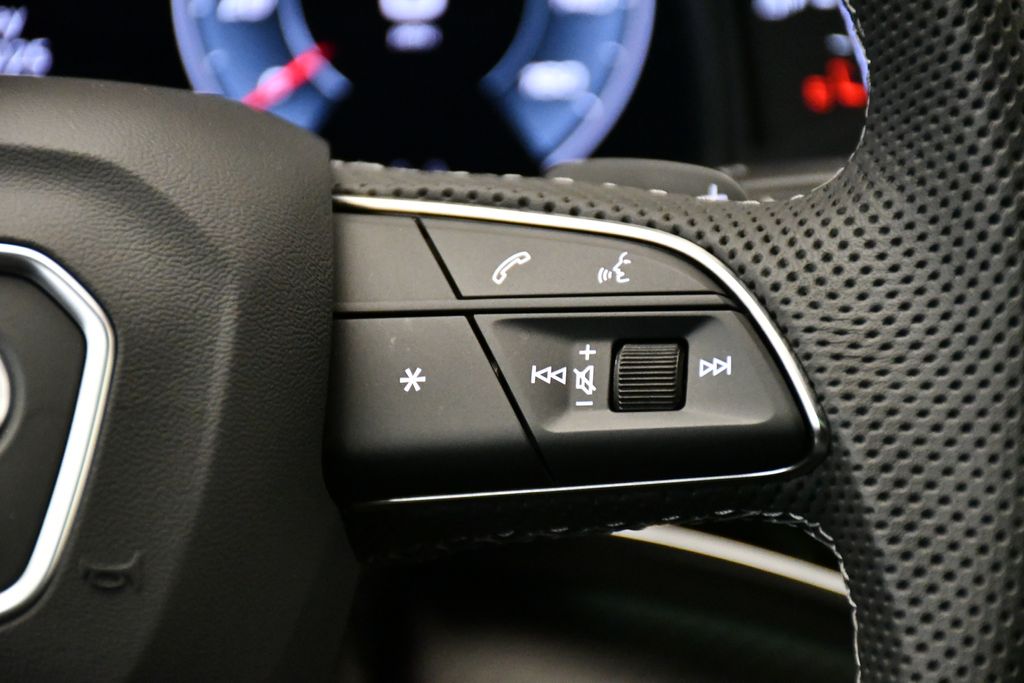 2024 Audi SQ8 Prestige 25
