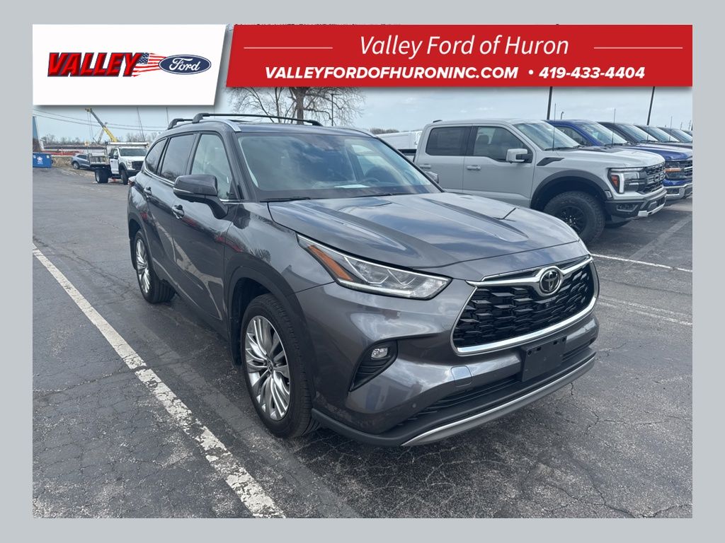 2023 Toyota Highlander Platinum AWD