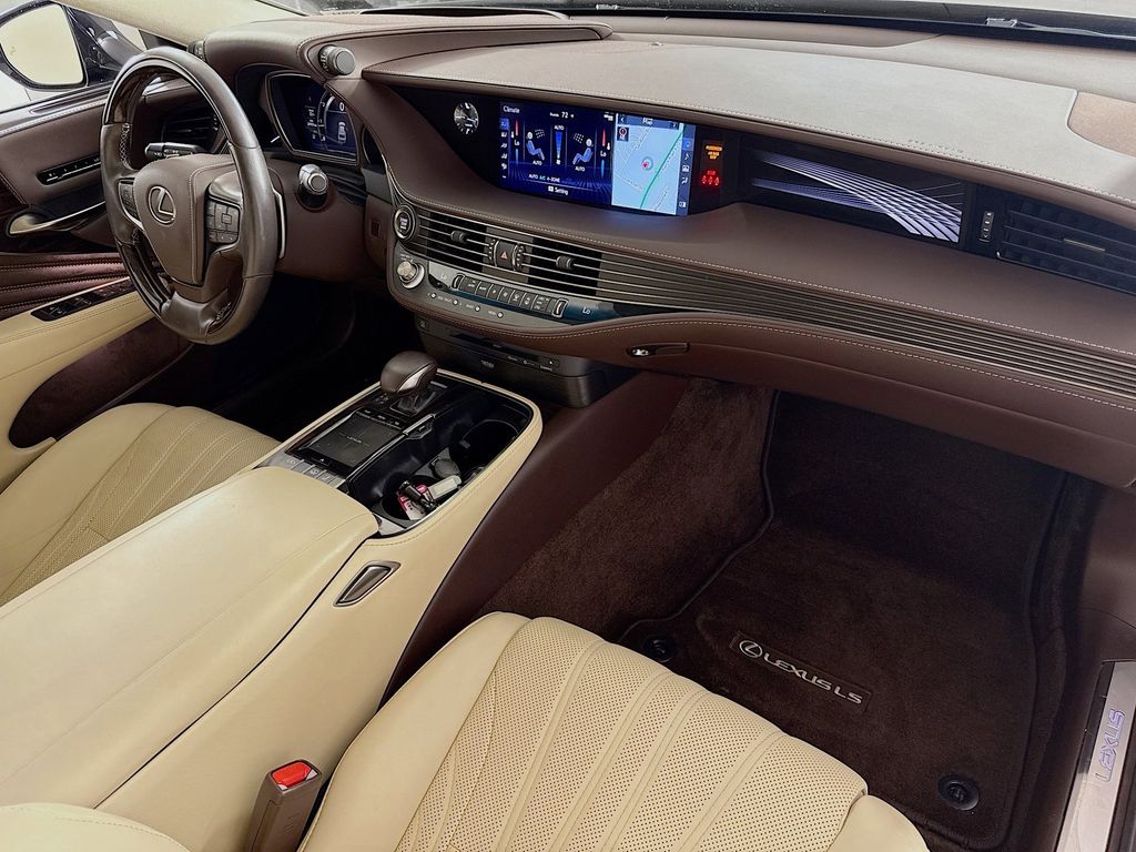 Thumbnail: 2018 Lexus LS - 30