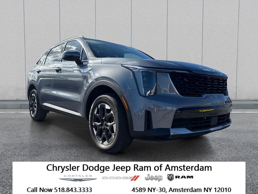 Everlasting Silver 2025 Kia Sorento S AWD SUV / Crossover All-Wheel Drive 8-Speed Automatic