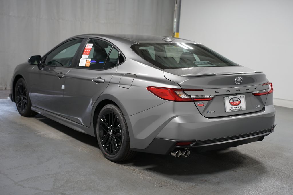 2025 Toyota Camry SE 6
