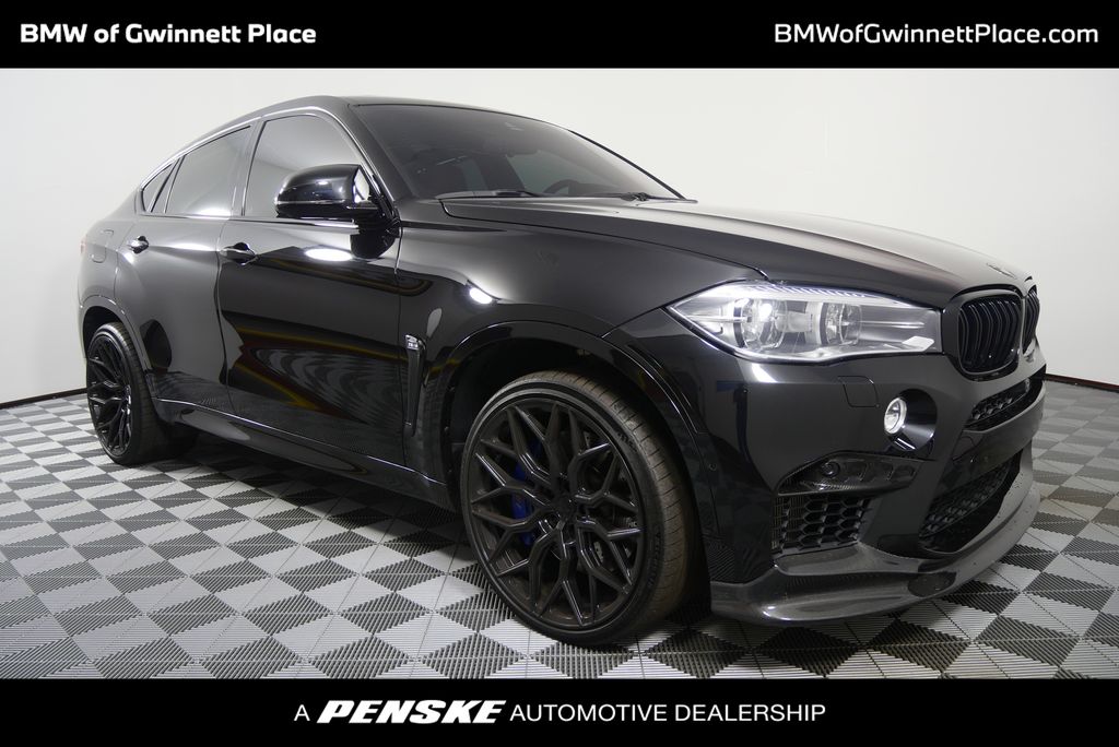 2017 BMW X6 M Hero Image