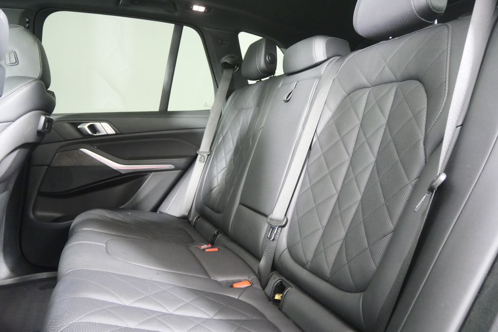 Thumbnail: 2023 BMW X5 - 15