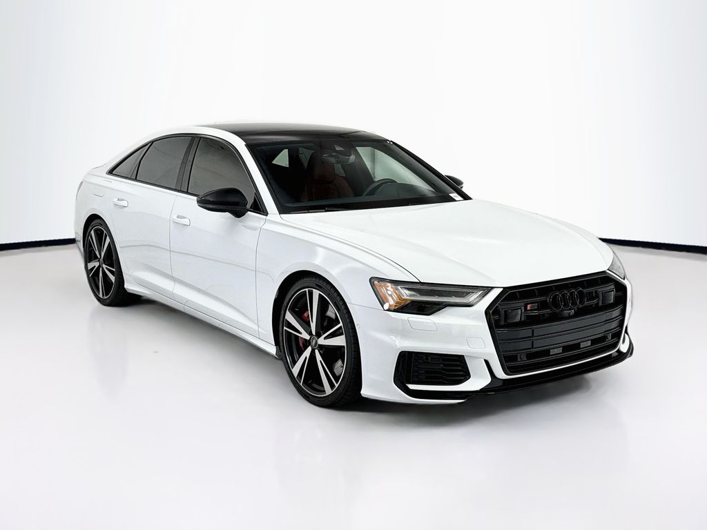 Thumbnail: 2022 Audi S6 - 3