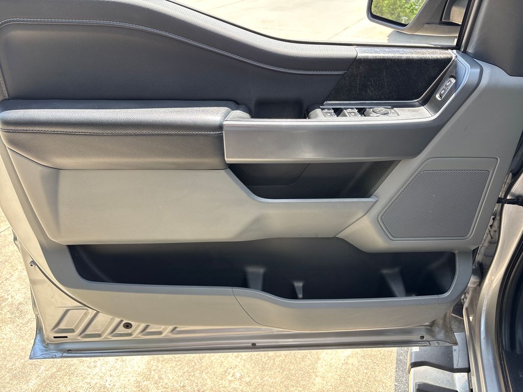 Certified Used 2022 Silver Ford XLT image 15