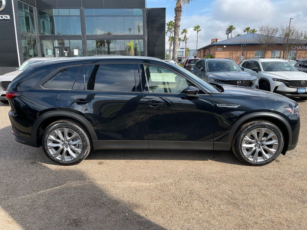 New 2026 Jet Black Mica Mazda 3.3 Turbo Select AWD image 10