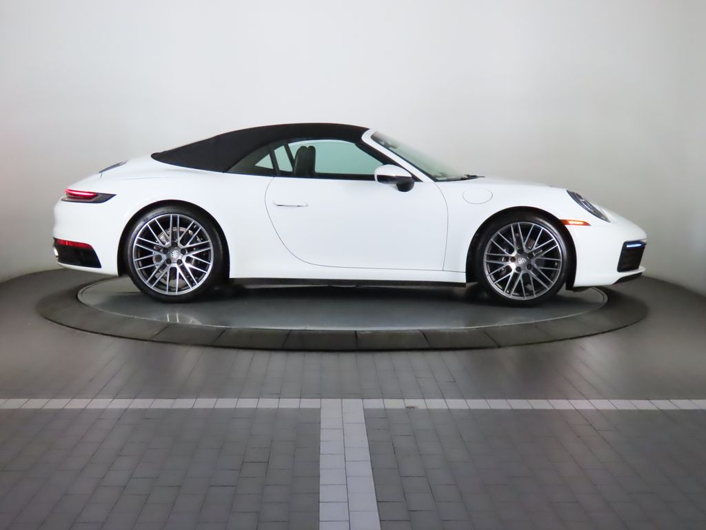 Thumbnail: 2022 Porsche 911 - 8
