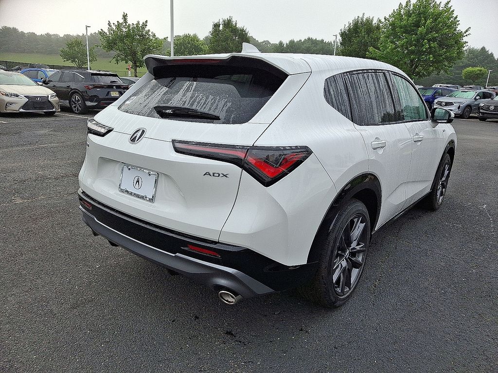 Thumbnail: 2025 Acura ADX - 4