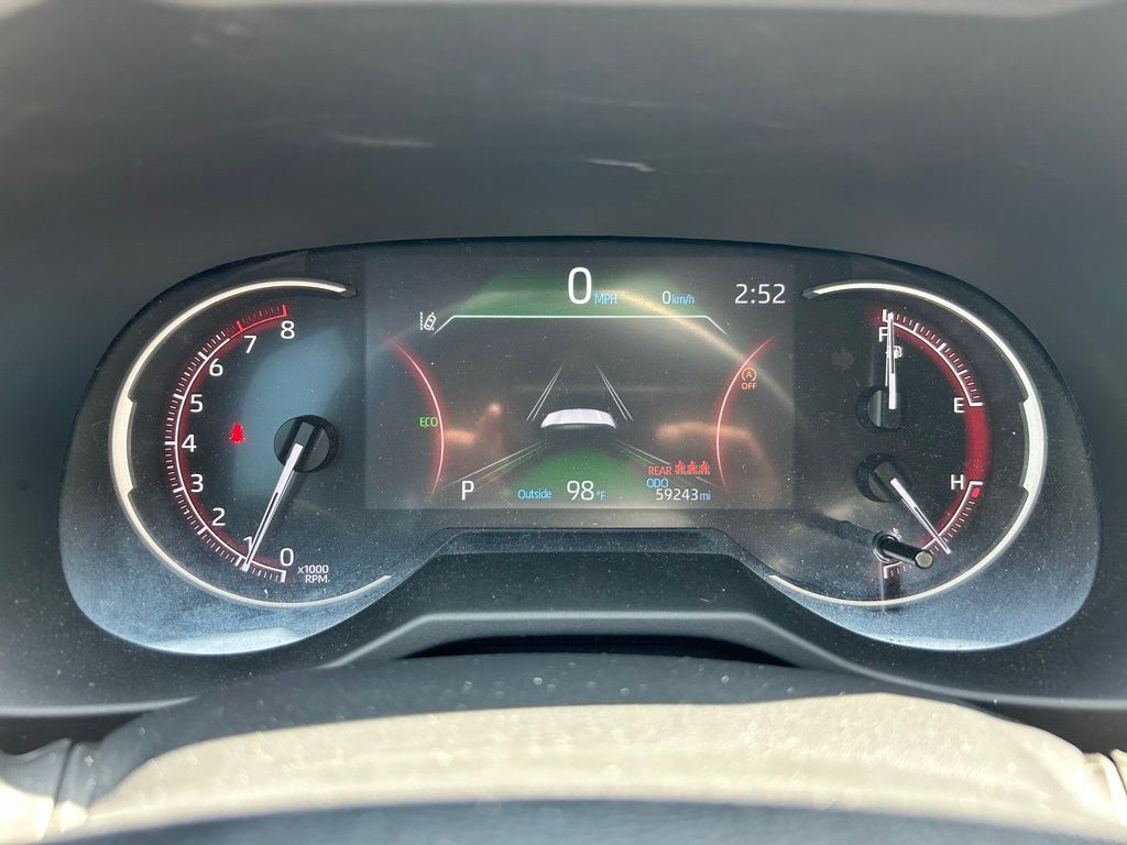 2023 Toyota RAV4 XLE 22