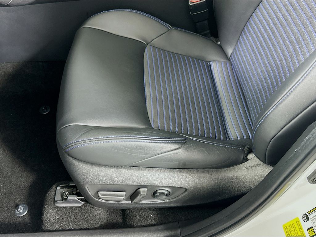 Thumbnail: 2024 Toyota RAV4 - 20