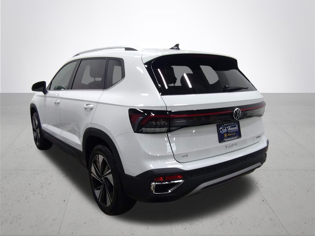 2025 Volkswagen Taos 1.5T SE