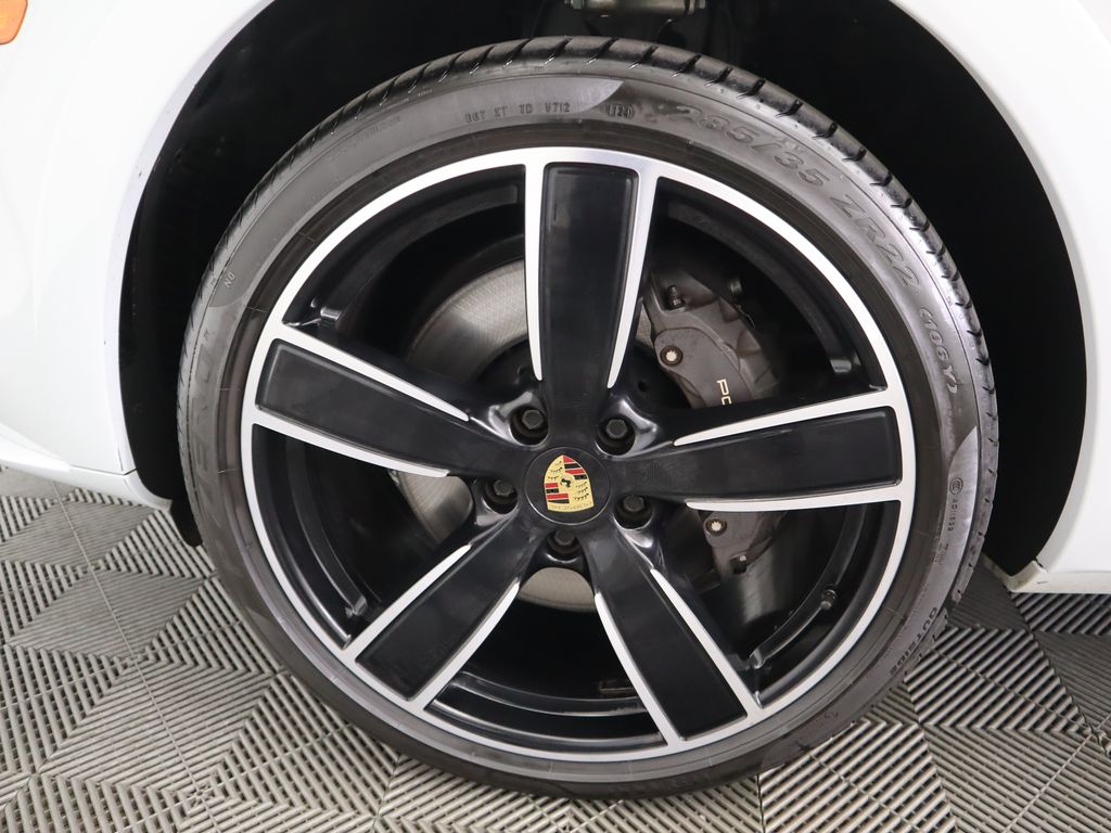 Thumbnail: 2023 Porsche Cayenne - 31