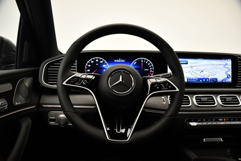 Thumbnail: 2025 Mercedes-Benz GLE - 22