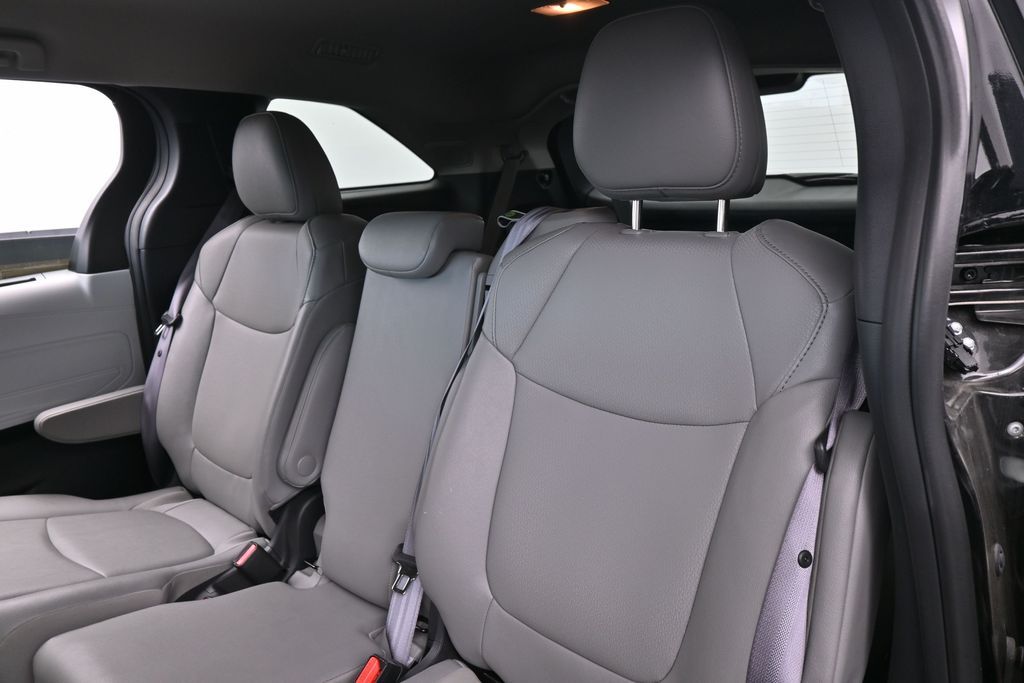 Used 2025 Midnight Black Metallic Toyota XLE image 33