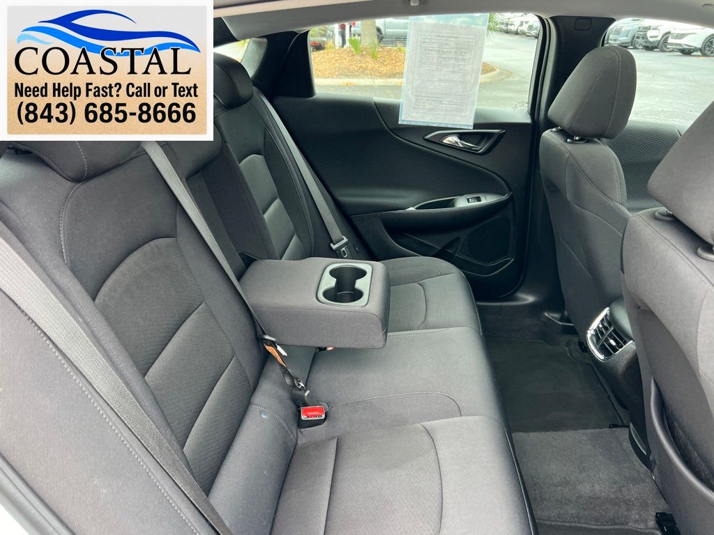 2024 Chevrolet Malibu LT White at Matthews Motors of Wilmington