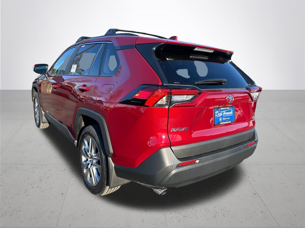 2025 Toyota RAV4 XLE Premium