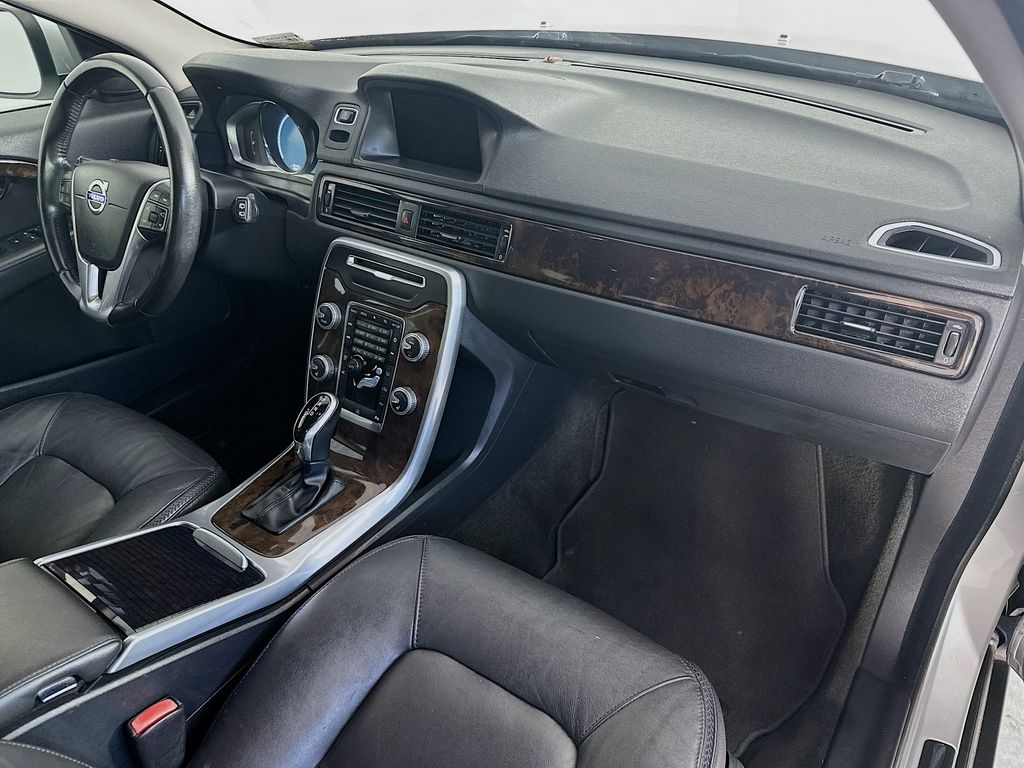 VolvoXC7031