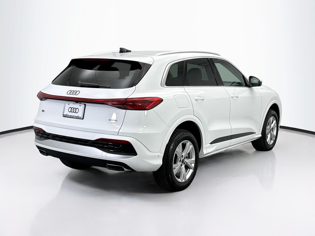 Thumbnail: 2025 Audi Q5 - 6