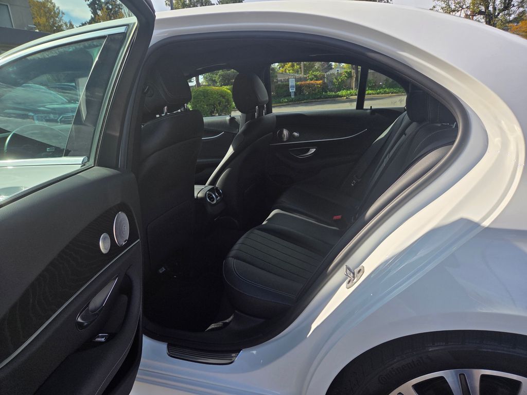 2022 Mercedes-Benz E-Class E 350