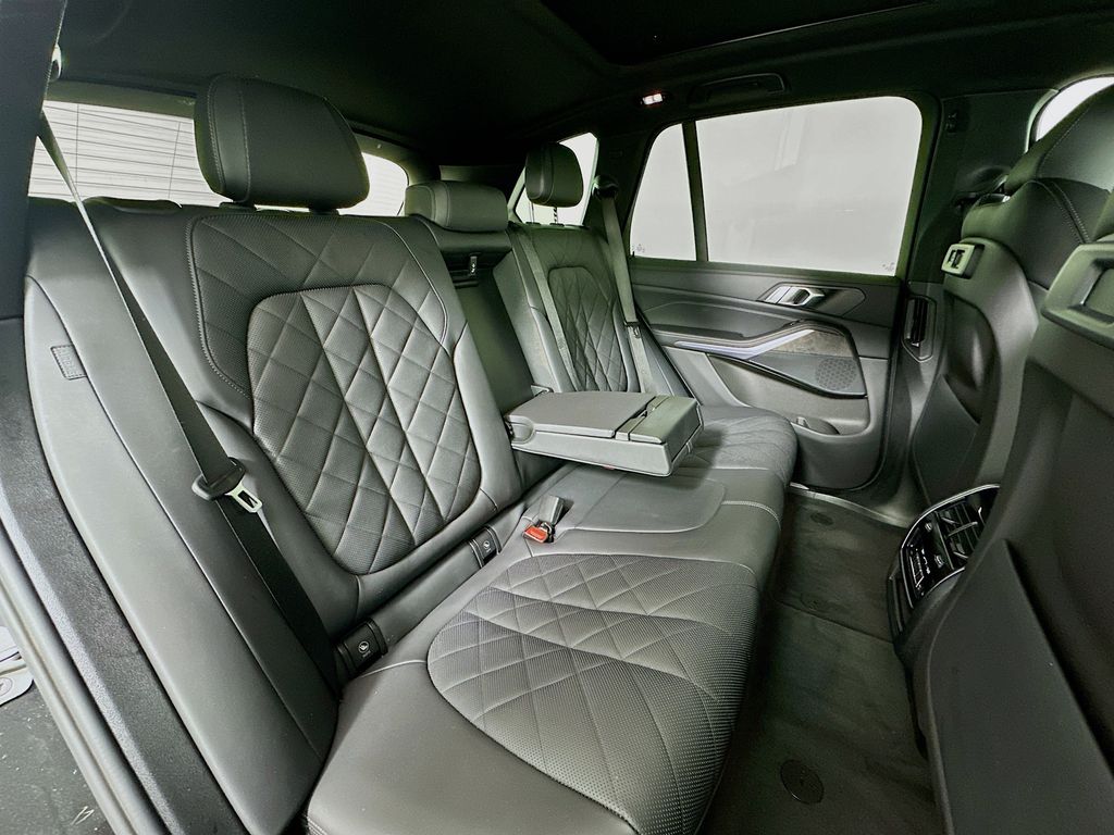 Thumbnail: 2023 BMW X5 - 29