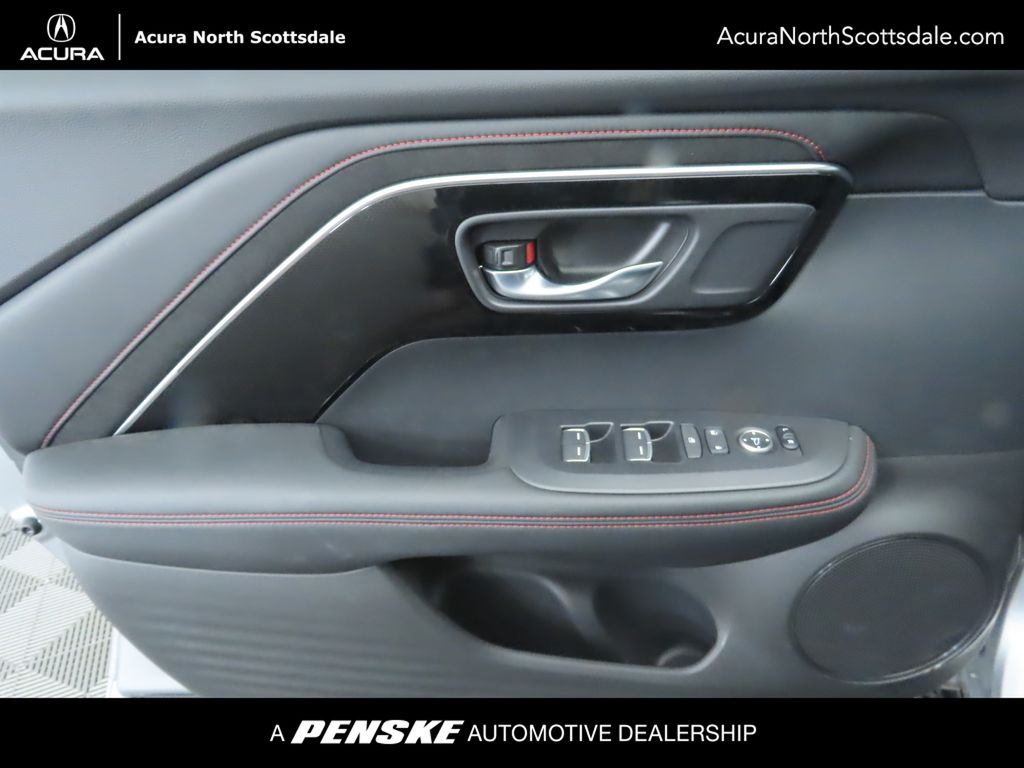 Thumbnail: 2025 Acura ADX - 25