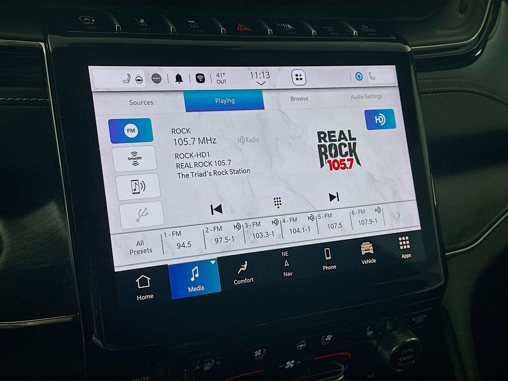 Used 2023 Black Jeep Overland image 17