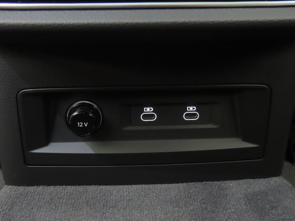 Thumbnail: 2026 Audi Q7 - 26