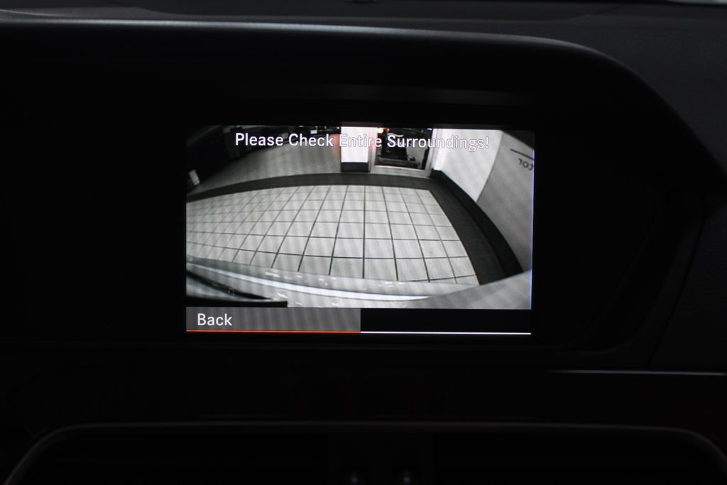 Thumbnail: 2012 Mercedes-Benz C-Class - 18