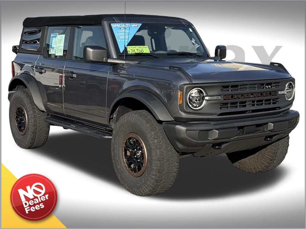 2022 Ford Bronco 4-Door Base's photo